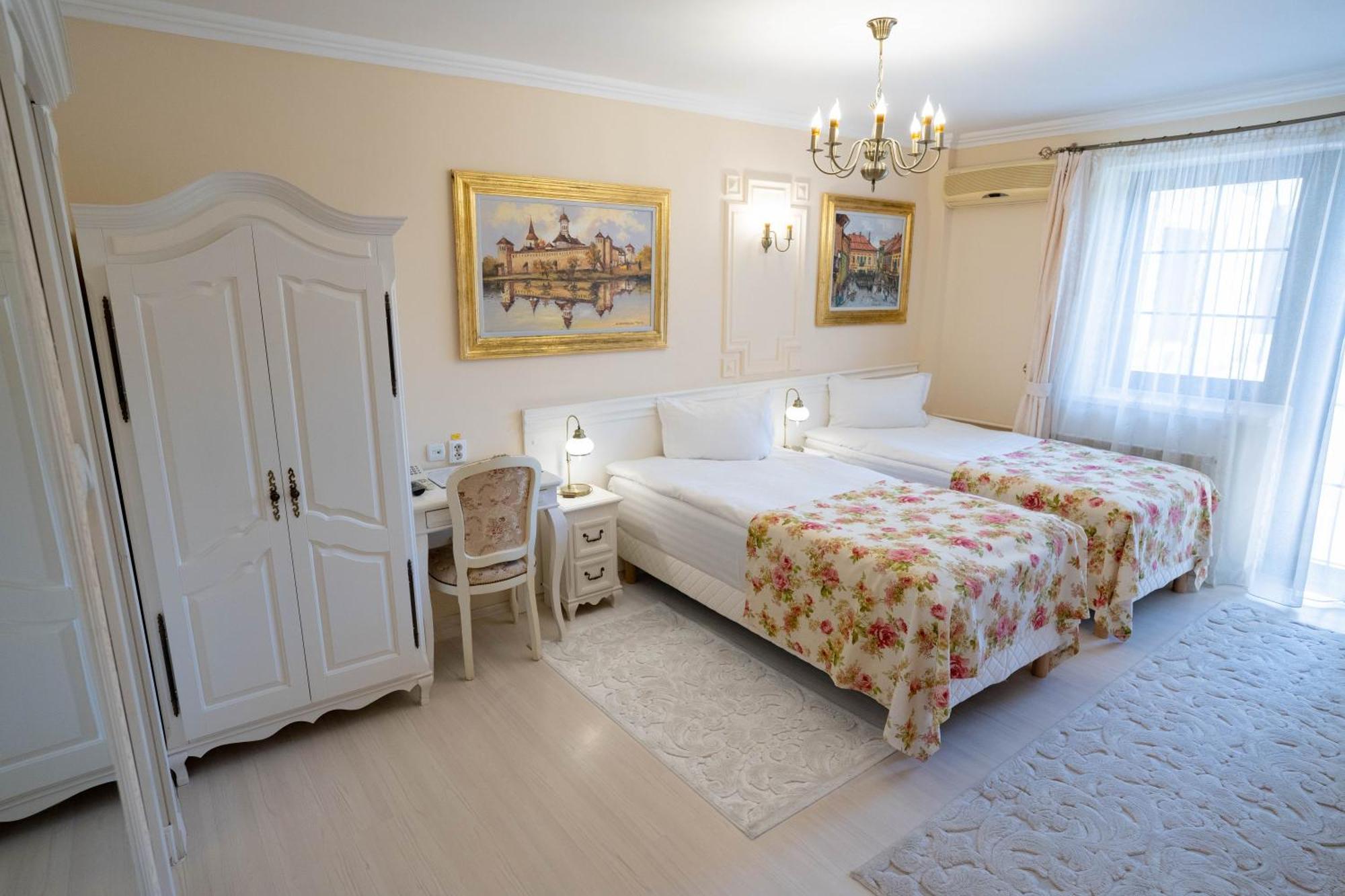 Villa Alice Suceava Extérieur photo