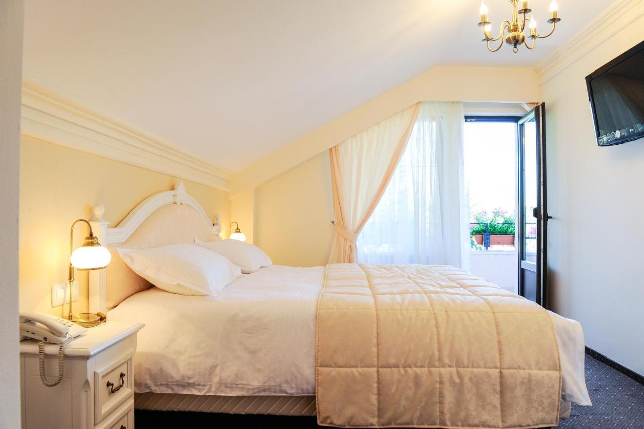 Villa Alice Suceava Extérieur photo